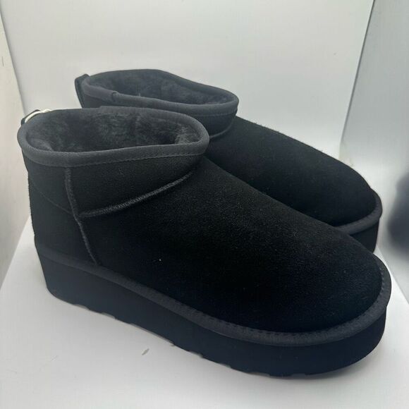CUSHIONAIRE Women's Genuine Suede pull platform boot +Memory Foam 11 WIDE BLACK - Picture 1 of 7